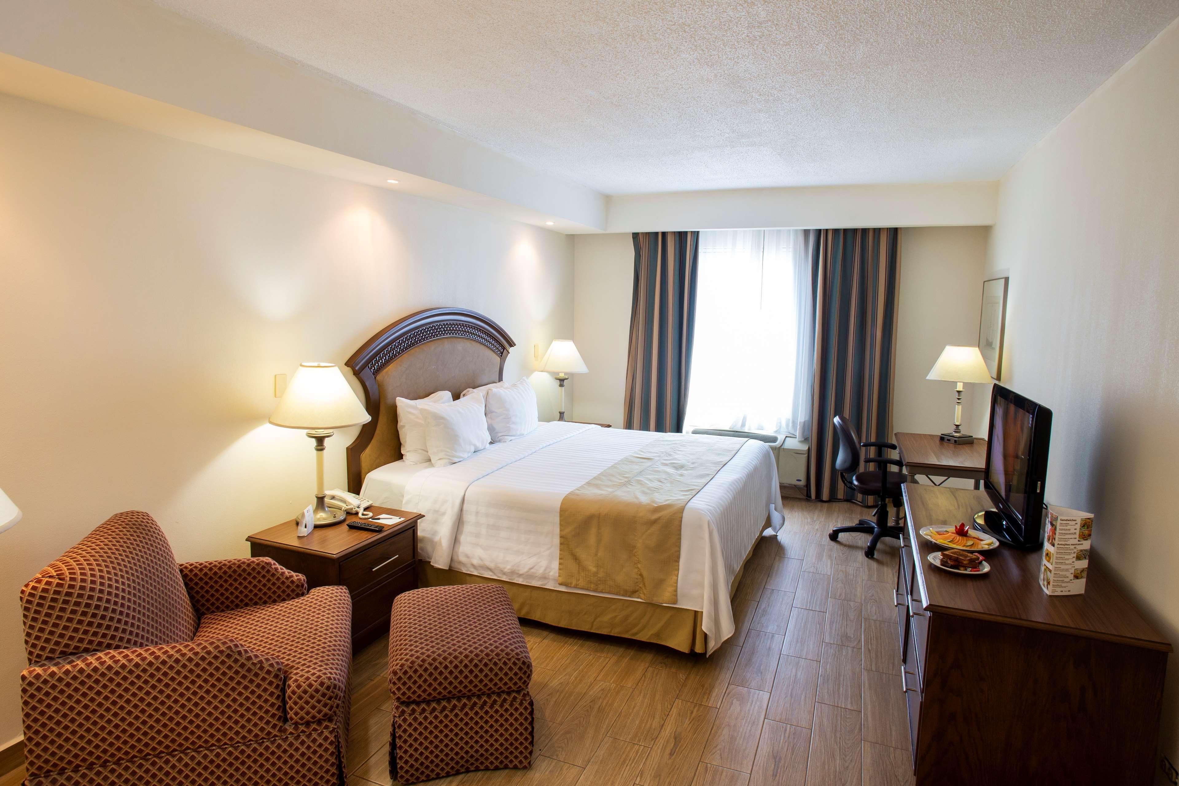 Best Western Plus Monterrey Colon Екстериор снимка