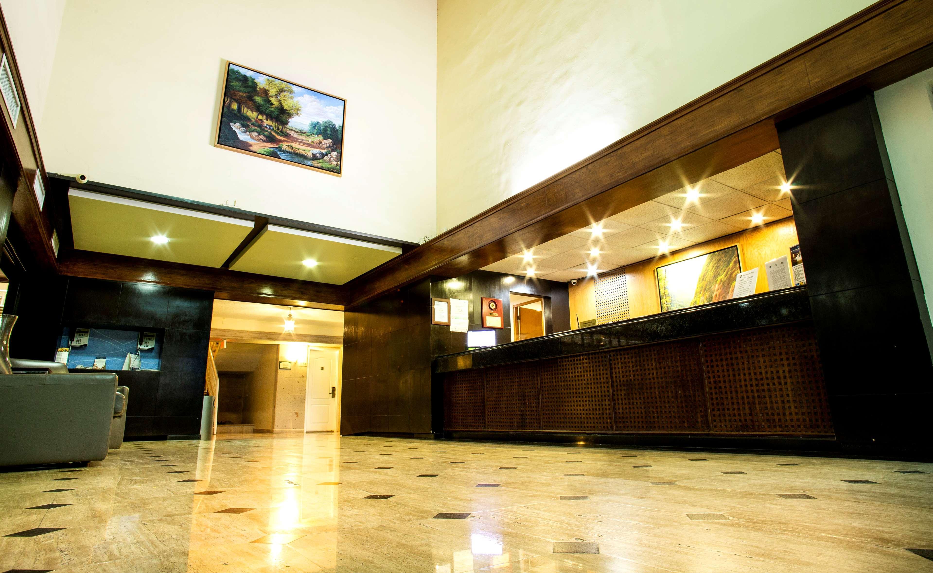 Best Western Plus Monterrey Colon Съоръжения снимка