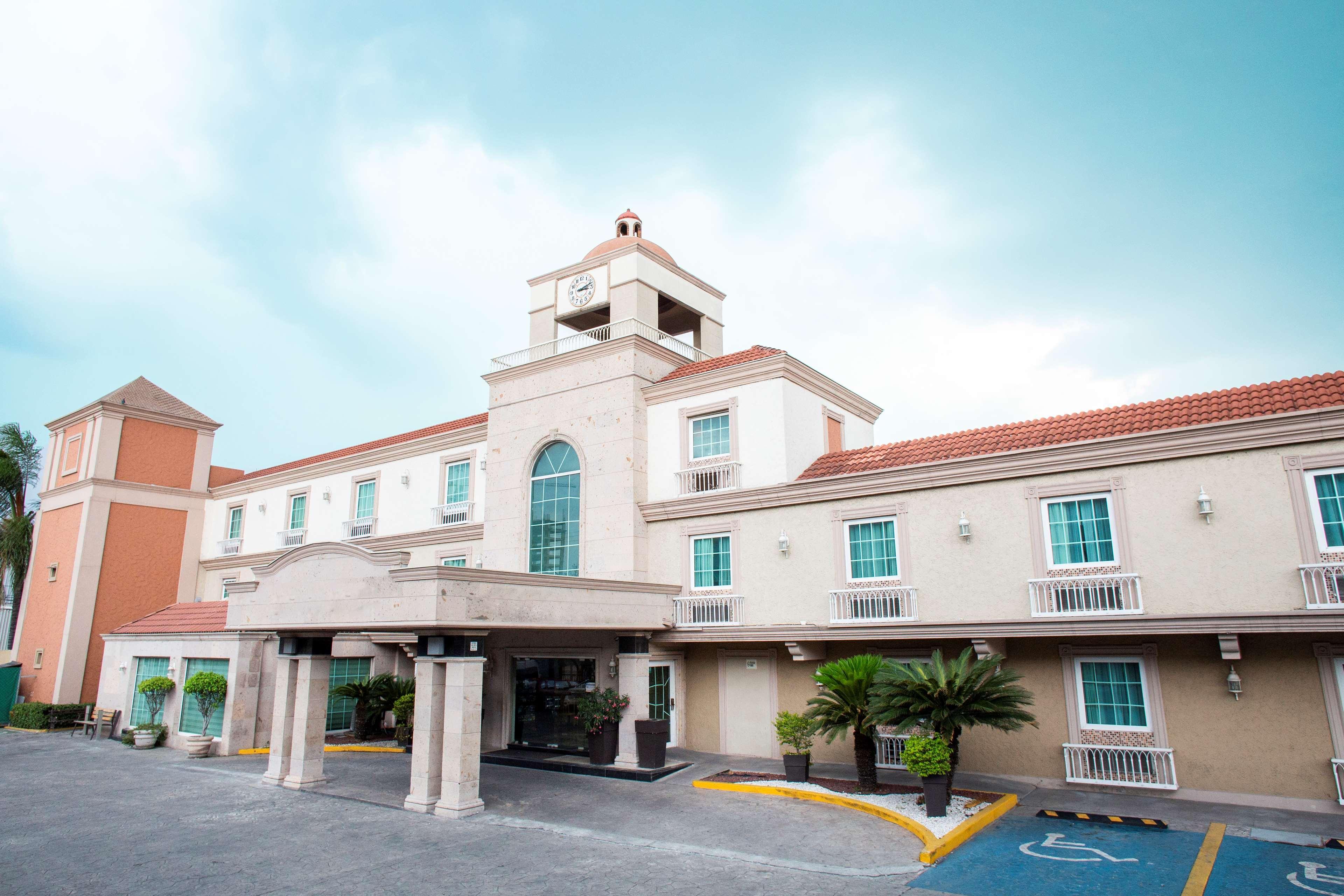 Best Western Plus Monterrey Colon Екстериор снимка