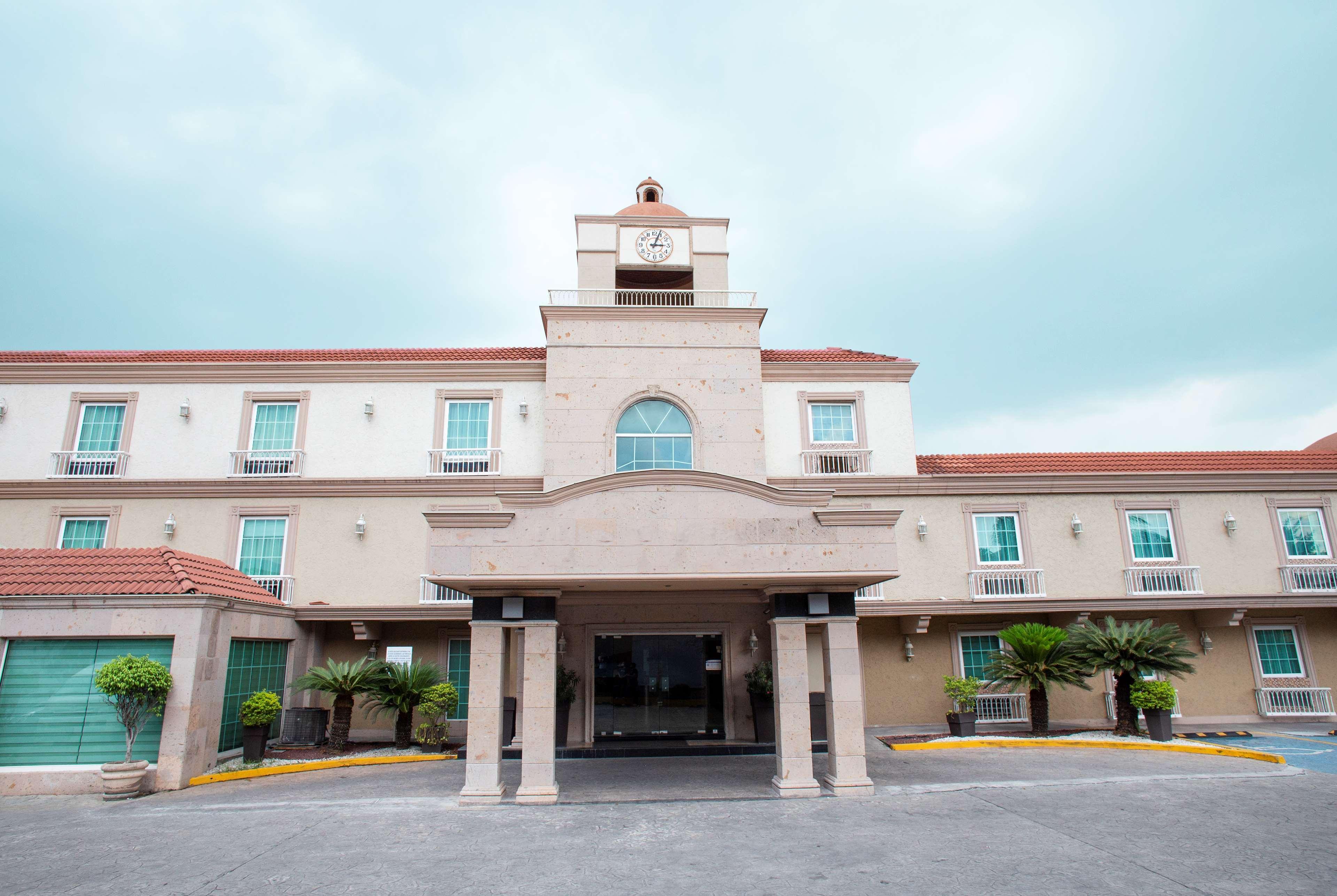 Best Western Plus Monterrey Colon Екстериор снимка