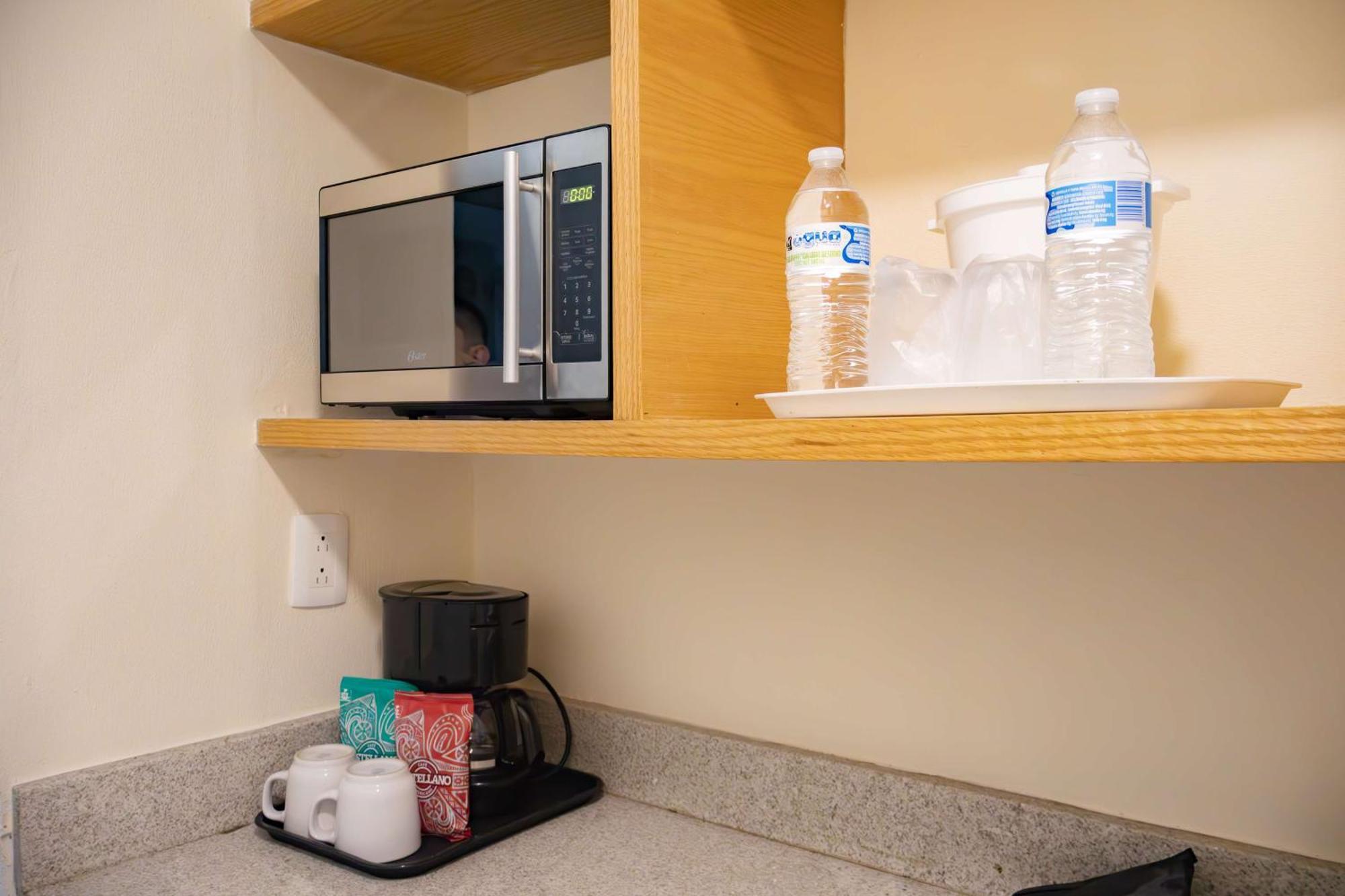 Best Western Plus Monterrey Colon Екстериор снимка