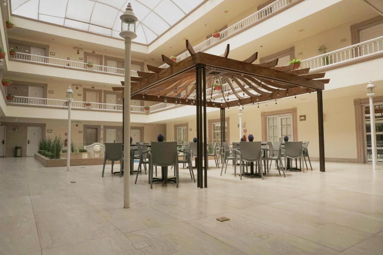 Best Western Plus Monterrey Colon Екстериор снимка